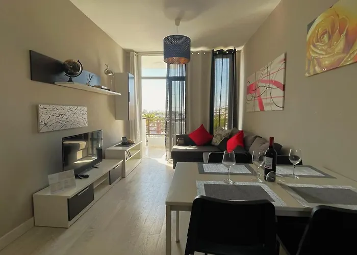 Front Yumbo 2bedrooms Bayuca