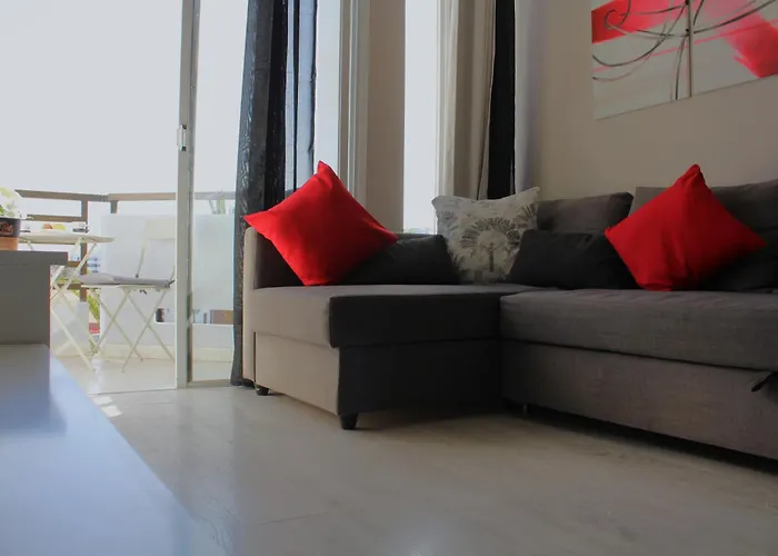 Front Yumbo 2bedrooms Bayuca *