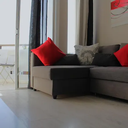 Front Yumbo 2bedrooms Bayuca *