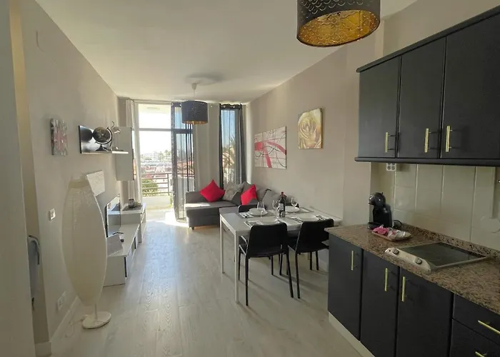 Front Yumbo 2bedrooms Bayuca