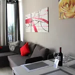 Front Yumbo 2bedrooms Bayuca Daire