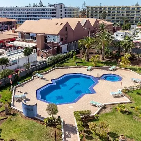 Апартаменти Front Yumbo 2bedrooms Bayuca
